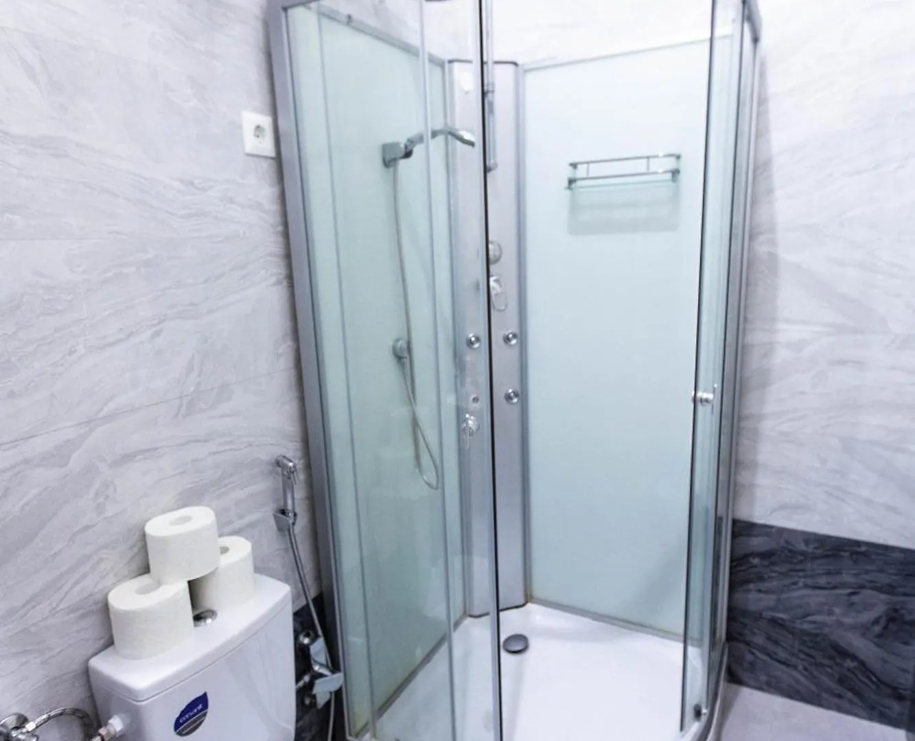 Diamond Lux Apartment - 5 Rooms, 2 Bathrooms Budapest